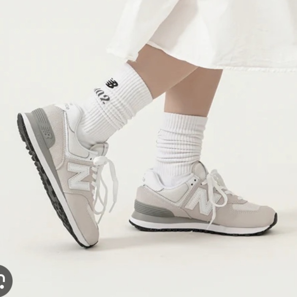 New Balance Classic 574 sneaker | Women’s size 7 | White | NWOT